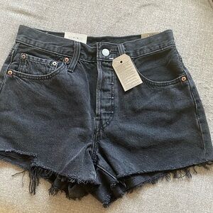 Levi 501 Jean shorts size 26